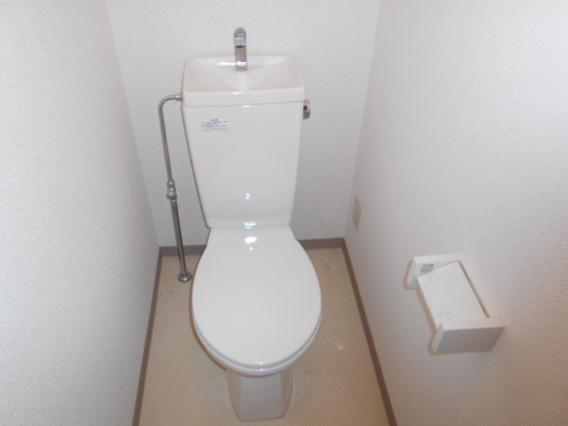 遠州鉄道 新浜松駅 徒歩7分 10階建 築20年のトイレ写真