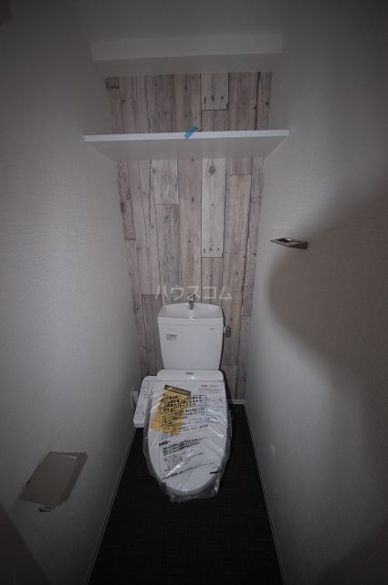 エスリード江坂アルテリアのトイレ写真