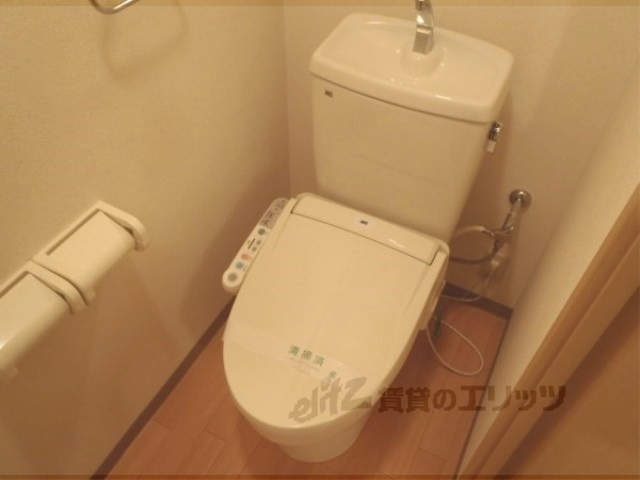 グランディア上桂のトイレ写真