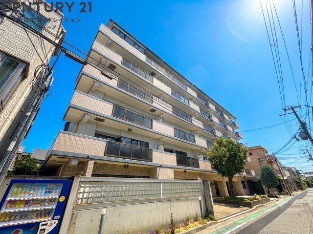 建物外観　オートロック・防犯カメラ付きで安心です！