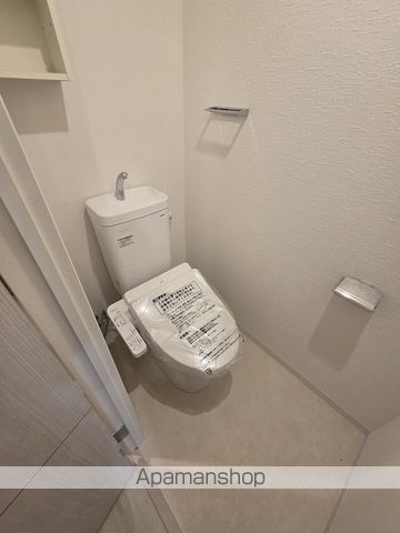 地下鉄御堂筋線 中津駅 徒歩5分 10階建 築1年のトイレ写真