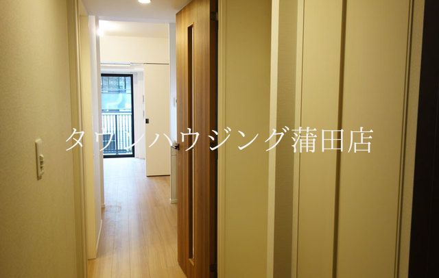 玄関　※写真は同タイプ住戸です。