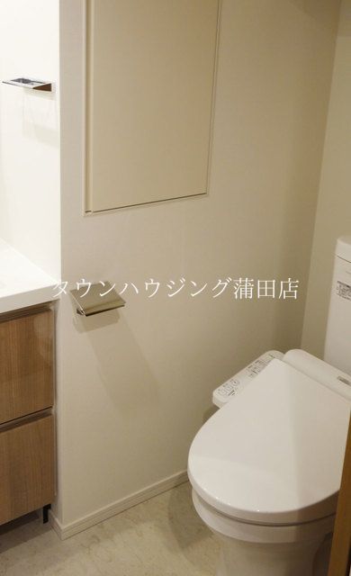 トイレ　※写真は同タイプ住戸です。