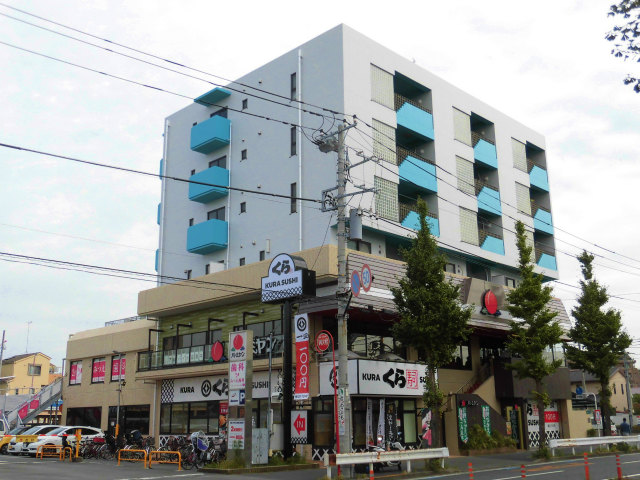 飲食店　無添くら寿司　川崎下平間店（飲食店）まで301m