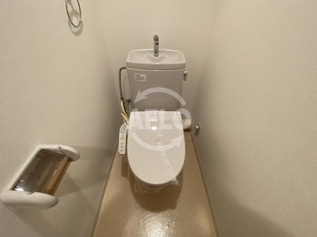 トイレ　レジディア天神橋　トイレ