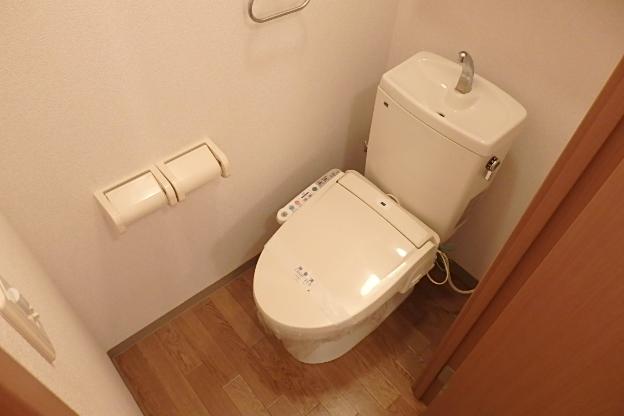 トイレ　シャワー付トイレ