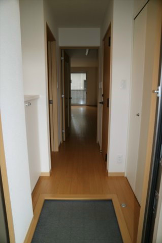玄関　※他部屋参照