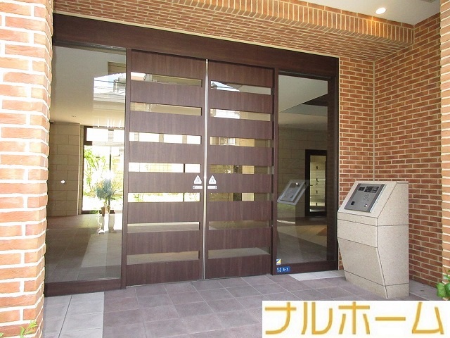 地下鉄谷町線 田辺駅 徒歩1分 11階建 築10年の外観写真