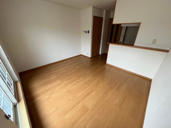居室・リビング　※別部屋の写真です