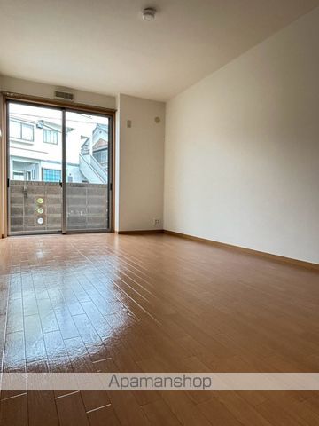コスモス新田の居間写真