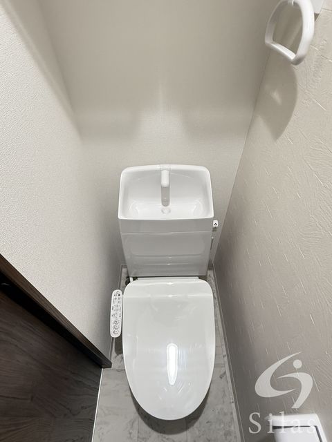 ＪＲ東海道本線 茨木駅 徒歩8分 4階建 築2年のトイレ写真