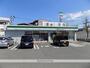 コンビニ　ファミリーマート平田小学校前店（コンビニ）まで772m