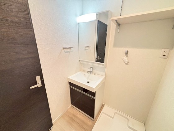 洗面設備　※別部屋の写真です