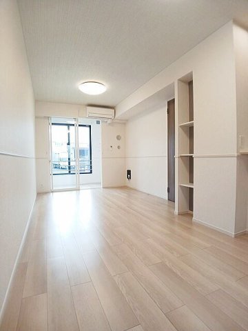居室・リビング　使いやすい居間です