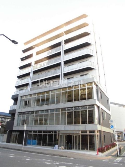 【千葉市中央区弁天のマンションの建物外観】