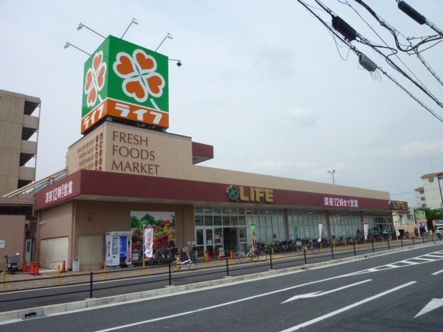 【東大阪市寿町のマンションのスーパー】