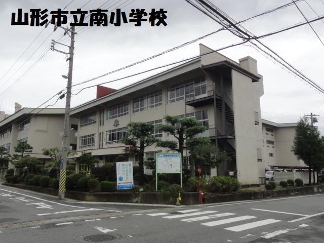 【山形市青田のアパートの小学校】