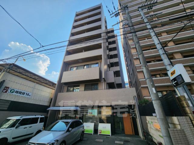 京都市中京区船屋町のマンションの建物外観