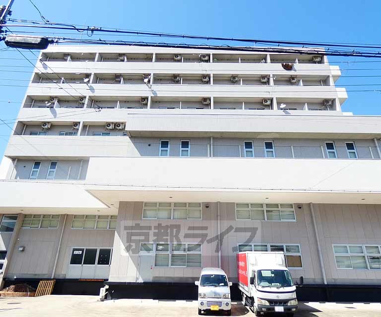 京都市南区吉祥院仁木ノ森町のマンションの建物外観