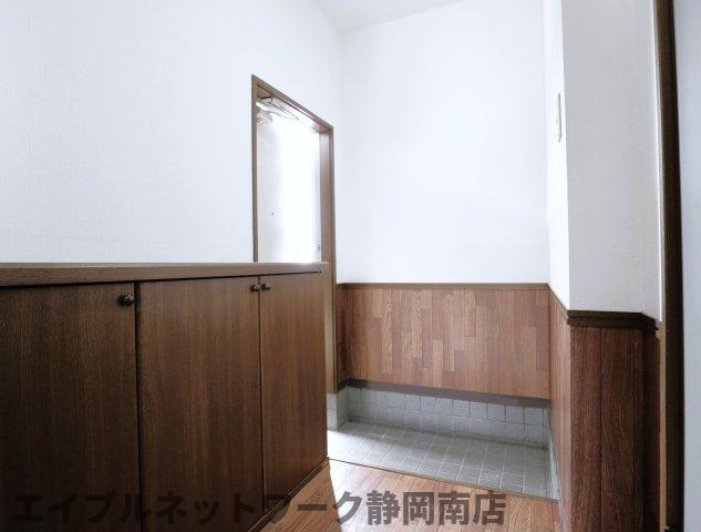 玄関　明るい玄関です