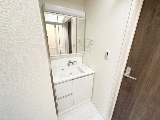 洗面設備　洗髪洗面化粧台