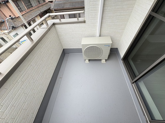 バルコニー　ベランダ