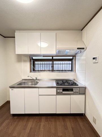 キッチン　エステートピアワイ＆イー 201