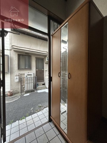 玄関　落ち着いた玄関です