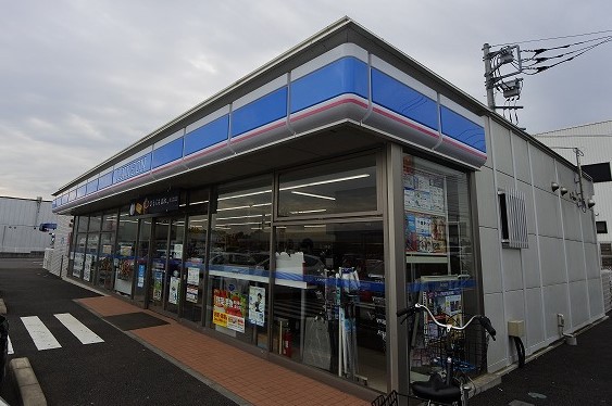 コンビニ　ローソン（コンビニ）まで1207m