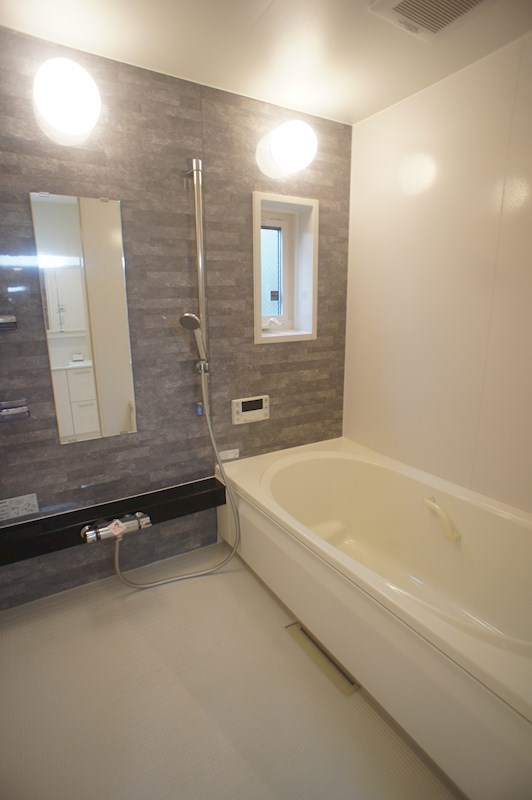 バス・シャワールーム　※同物件別号室