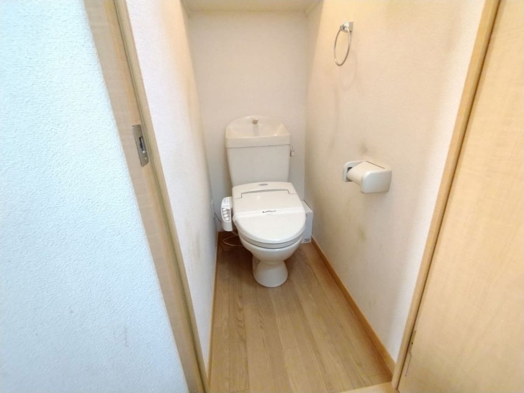 その他　温水洗浄便座設置