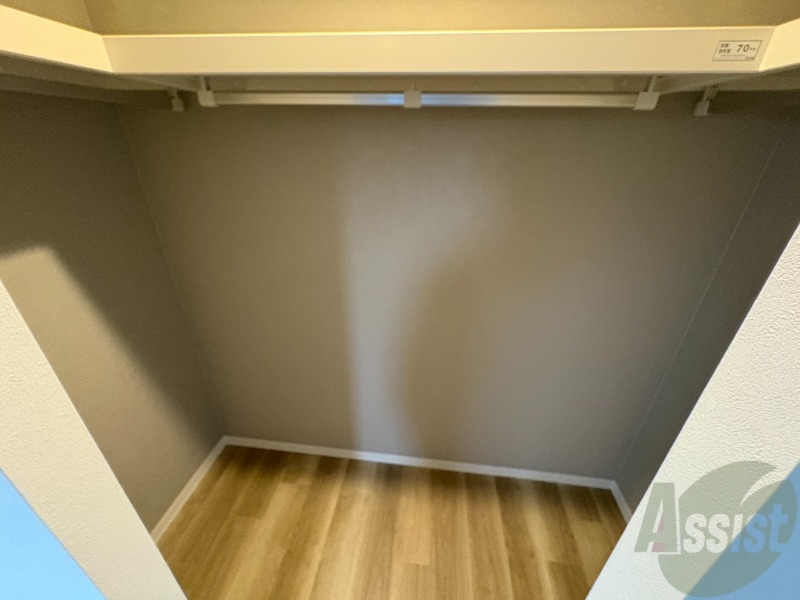 収納　クローゼットがありました。お洋服や荷物はここへ