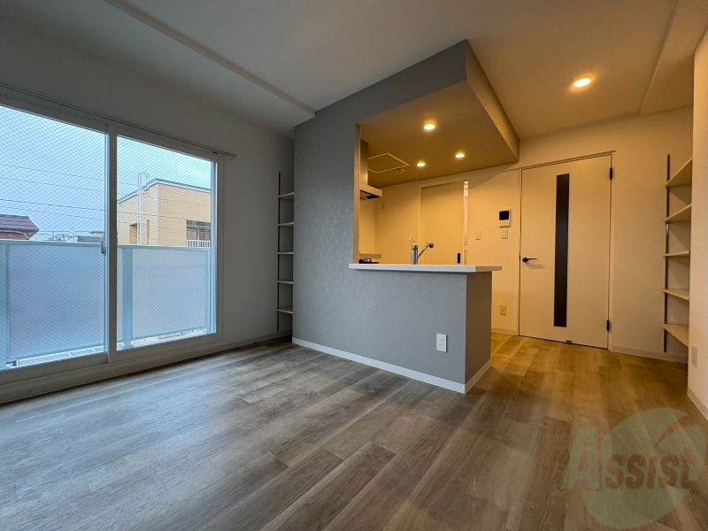 居室・リビング　広くてきれいなリビングです！快適に過ごせそうですね。