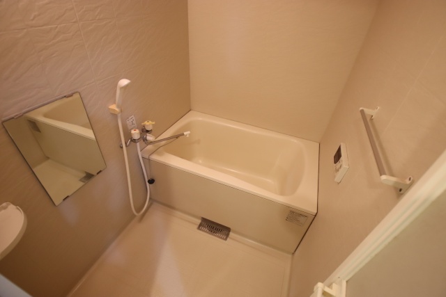 バス・シャワールーム　※別室の参考写真の為、現況優先です。