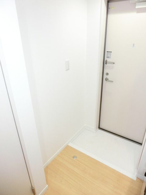 玄関　シューズボックス付きの玄関です！