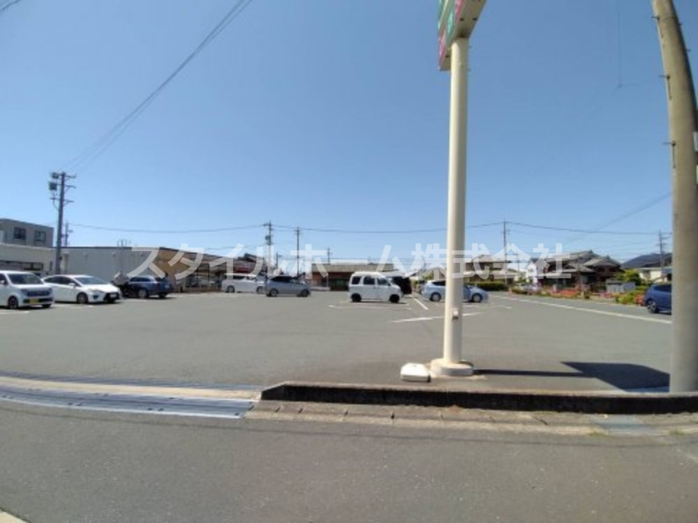 コンビニ　セブン-イレブン 豊川桜町店（コンビニ）まで1454m