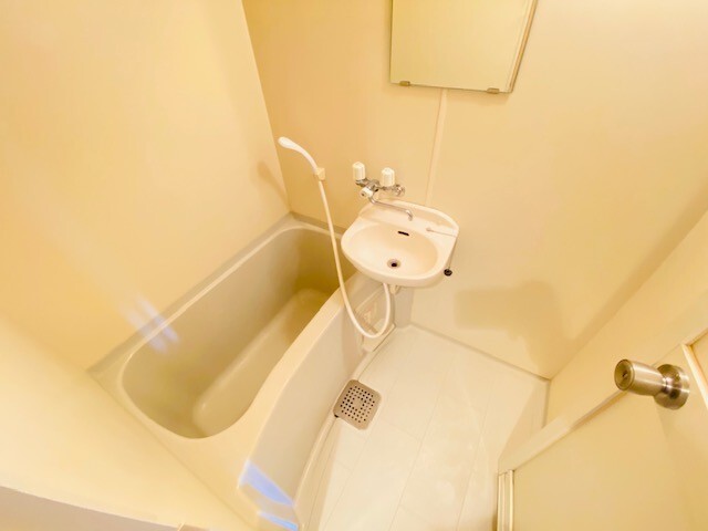 バス・シャワールーム　セパレートです