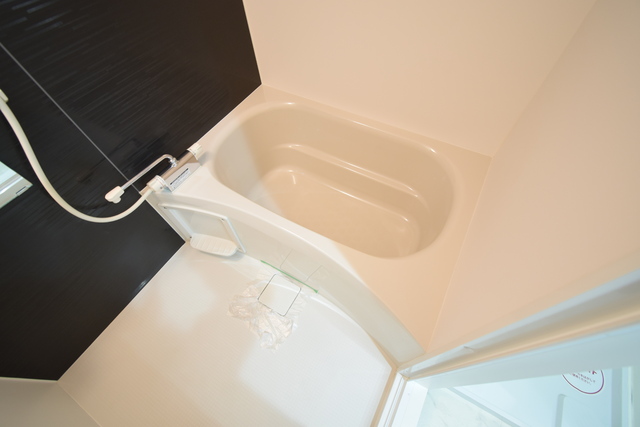 バス・シャワールーム　※同タイプ　３０２号室の写真です