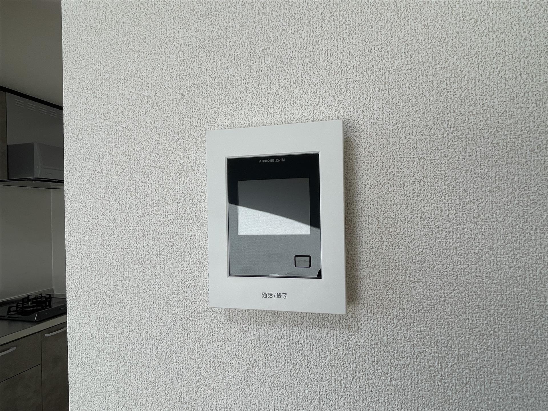 セキュリティ　来客時も安心なTV付モニターホンです。