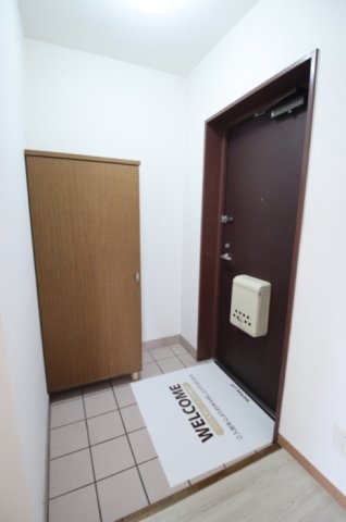 玄関　落ち着いた玄関です