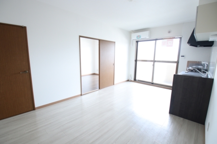 居室・リビング　ゆったり過ごせるリビングです