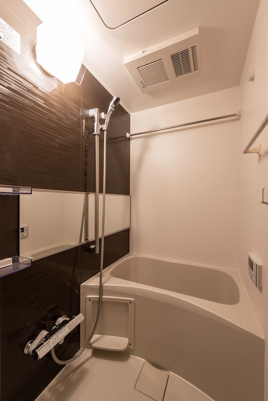 バス・シャワールーム