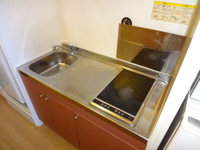 キッチン　２口ＩＨシステムキッチン