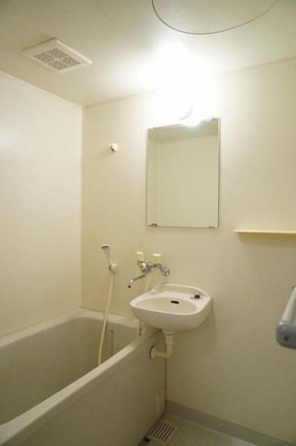 バス・シャワールーム　※別号室参考写真です