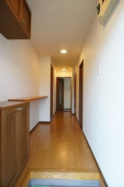 玄関　※別号室参考写真です