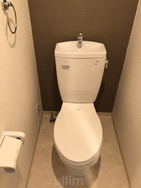 トイレ　※別のお部屋のお写真です。御参考までに。