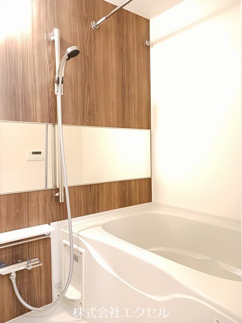バス・シャワールーム　追い炊き機能付きです。