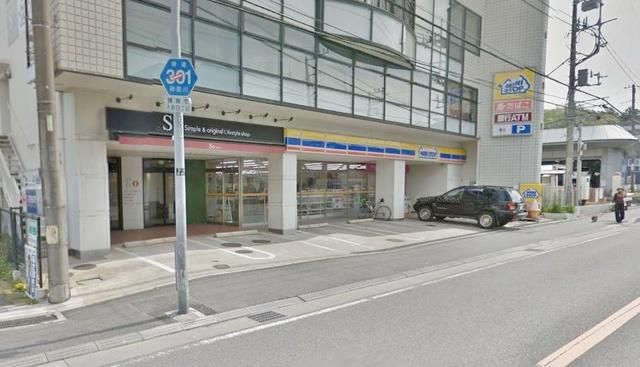 コンビニ　★★ミニストップ（コンビニ）まで519m