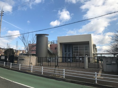 小学校　玉津第一小学校（小学校）まで174m