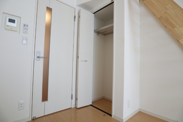 収納　＊２０４号室の写真です。